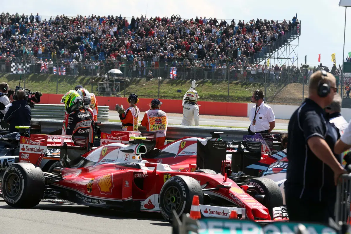 F1, Gp Gran Bretagna 2016: vince Hamilton (45)