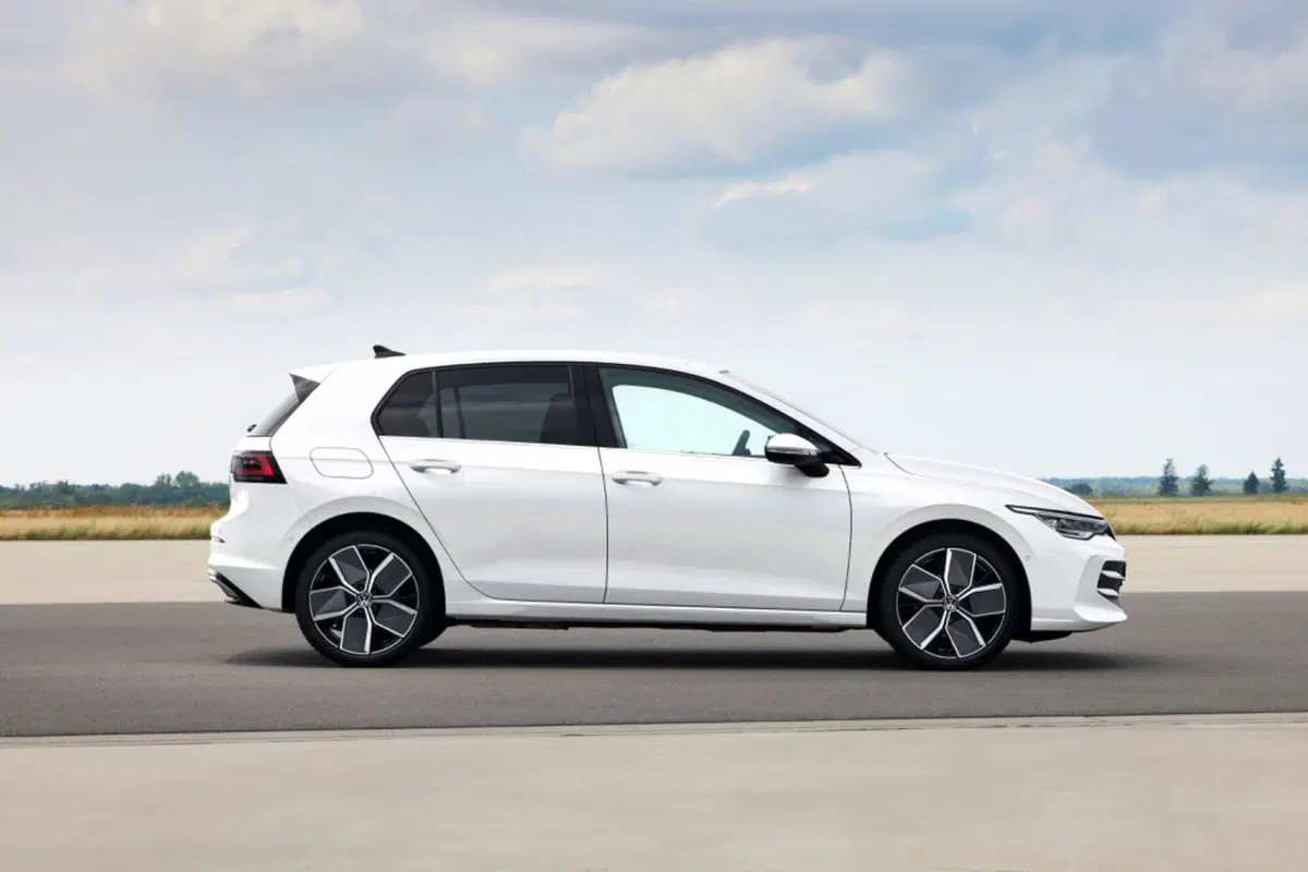 Nuova Volkswagen Golf: motorizzazioni, allestimenti e optional. [Guida all’acquisto e VIDEO] (3)