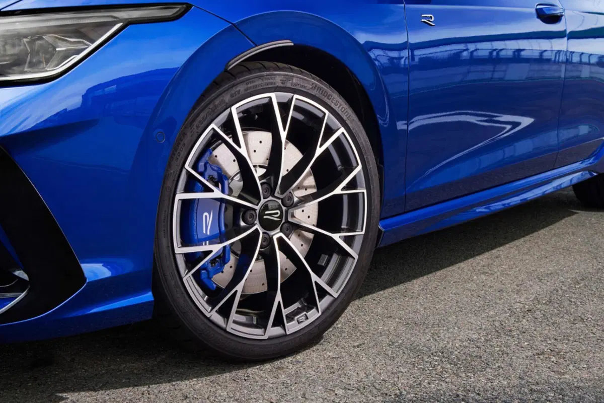 Nuova Volkswagen Golf: motorizzazioni, allestimenti e optional. [Guida all’acquisto e VIDEO] (26)