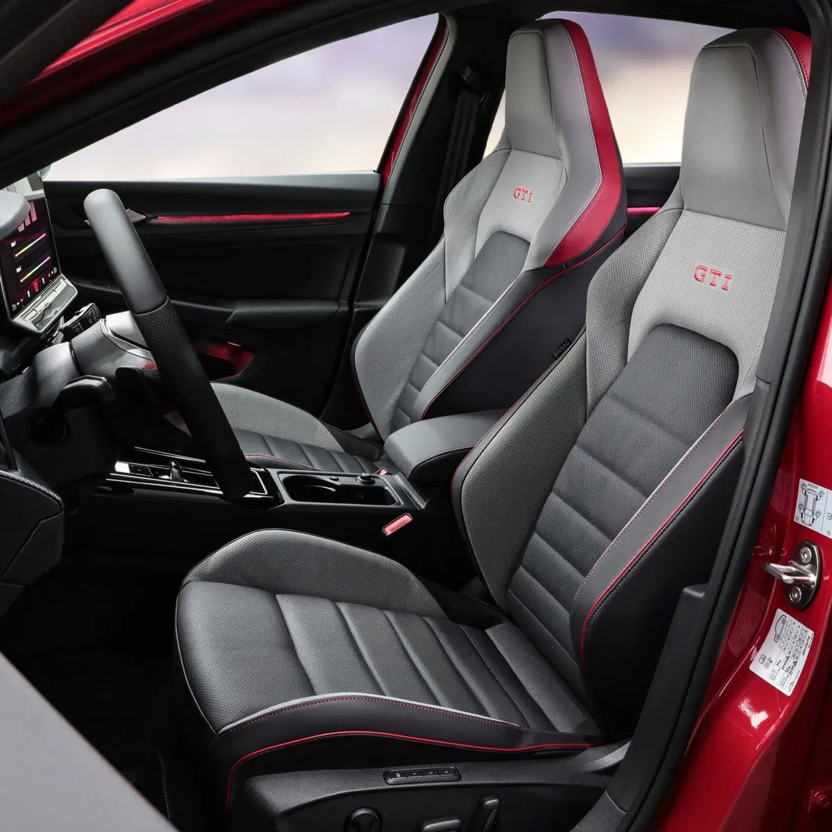 Nuova Volkswagen Golf: motorizzazioni, allestimenti e optional. [Guida all’acquisto] (13)