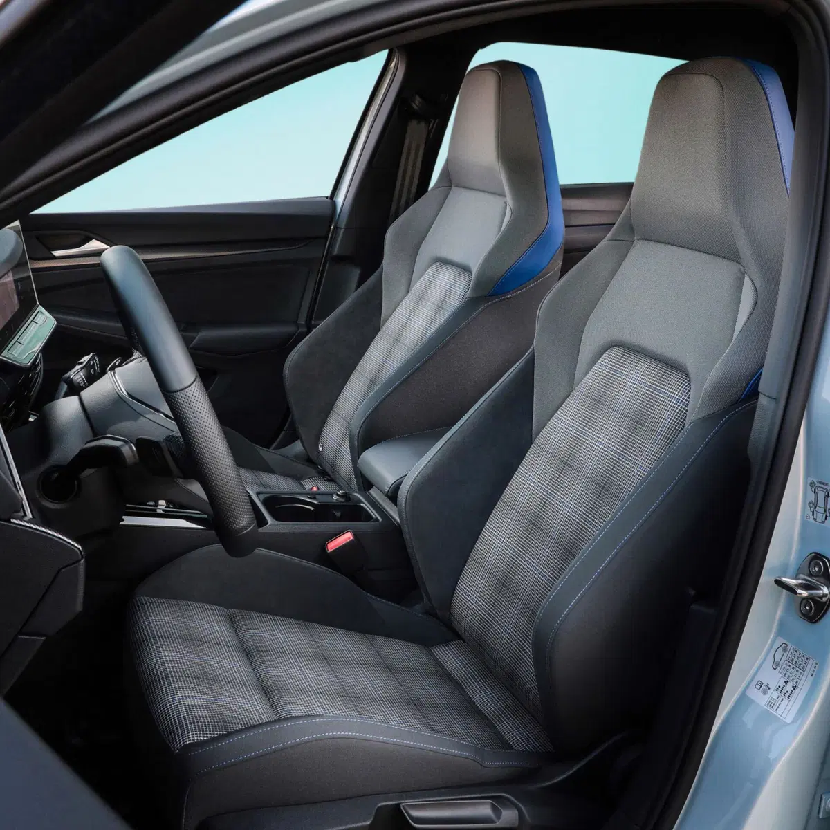 Nuova Volkswagen Golf: motorizzazioni, allestimenti e optional. [Guida all’acquisto] (18)