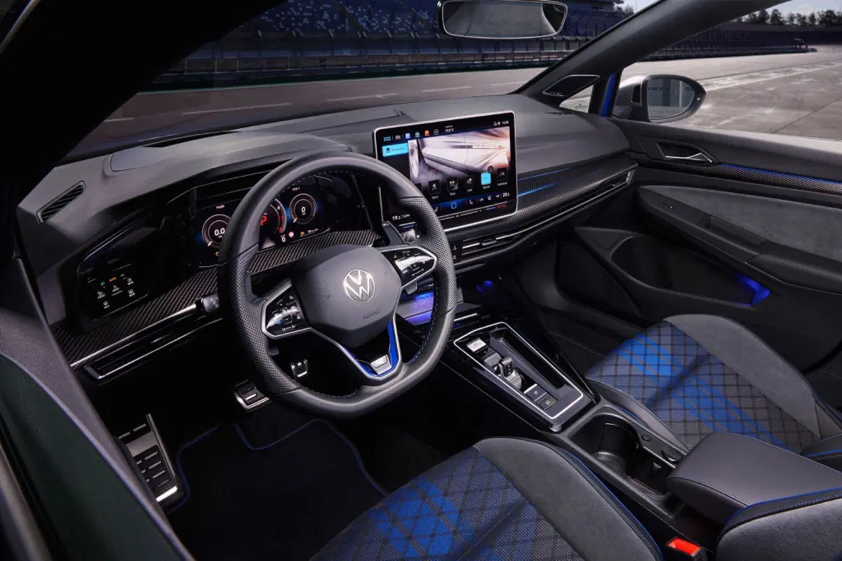 Nuova Volkswagen Golf: motorizzazioni, allestimenti e optional. [Guida all’acquisto] (27)