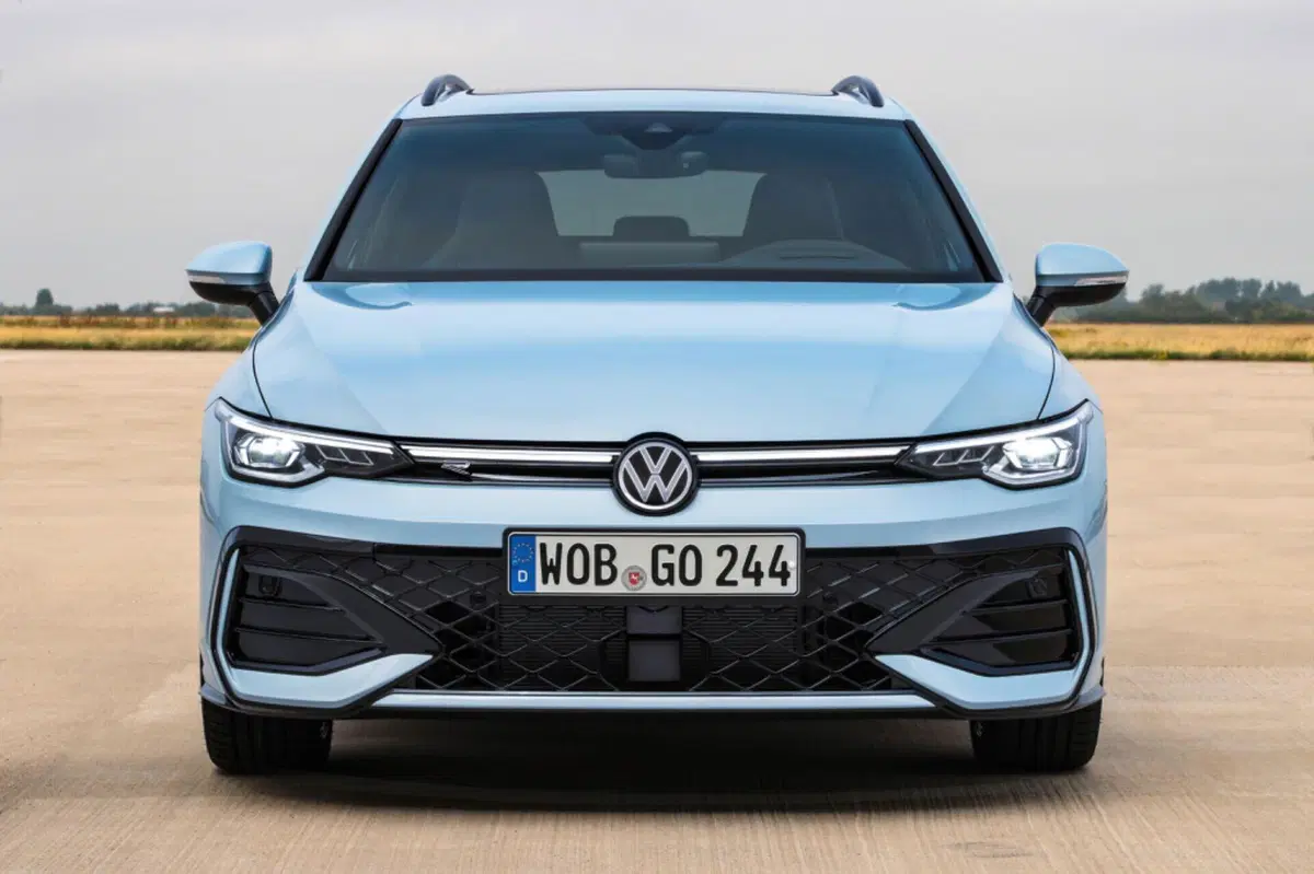 Nuova Volkswagen Golf: motorizzazioni, allestimenti e optional. [Guida all’acquisto] (43)