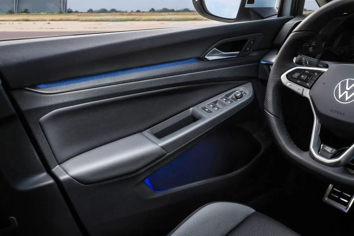 Nuova Volkswagen Golf: motorizzazioni, allestimenti e optional. [Guida all’acquisto] (46)