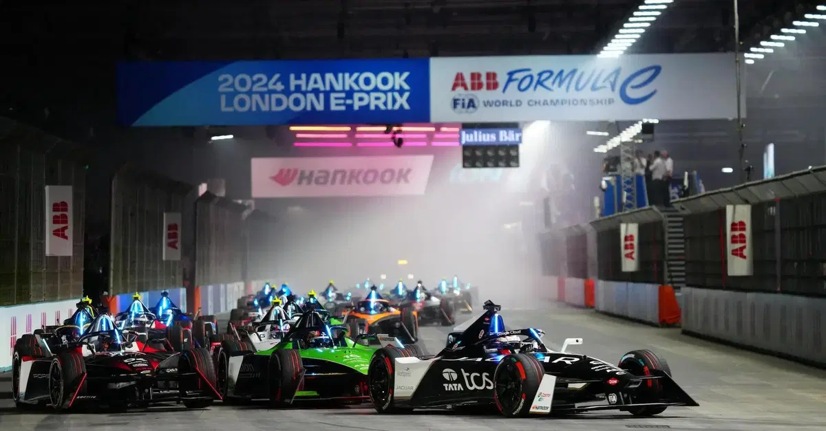 Wehrlein Trionfa a Londra: "Il lavoro &egrave; solo al 50%" | Formula E London E-Prix 2024