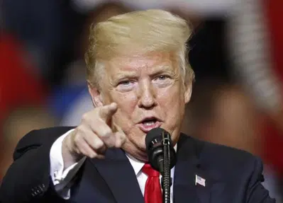 Donald Trump: sapete cosa far&ograve; il primo giorno alla Casa Bianca?