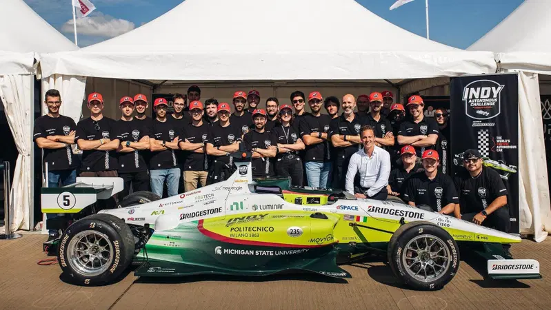 Politecnico di Milano: record a Goodwood per l'auto a guida autonoma [VIDEO]