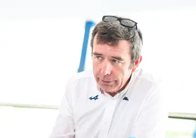F1. Alpine, Famin conferma che lascerà a fine agosto. E la fine della power unit Renault è solo questione di tempo (e di burocrazia)