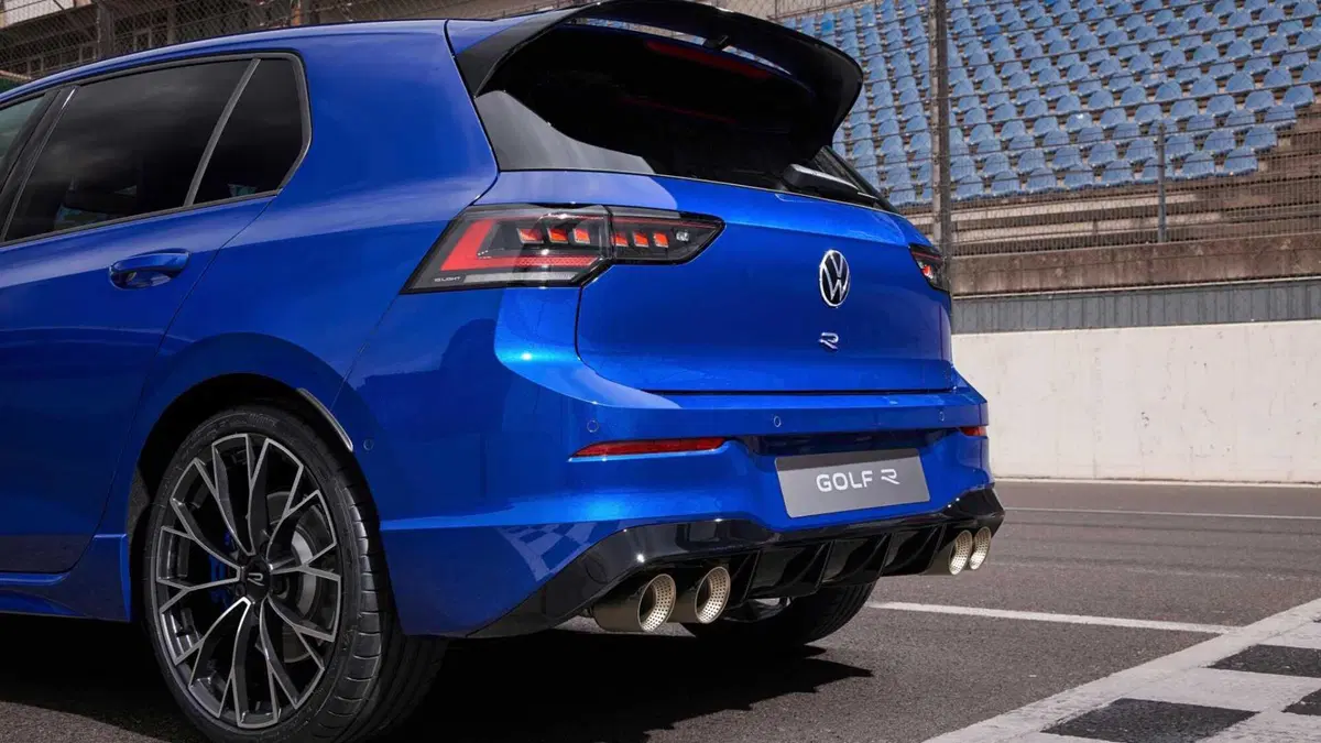 Volkswagen Golf 2.0 tsi R 4motion 333cv dsg (13)