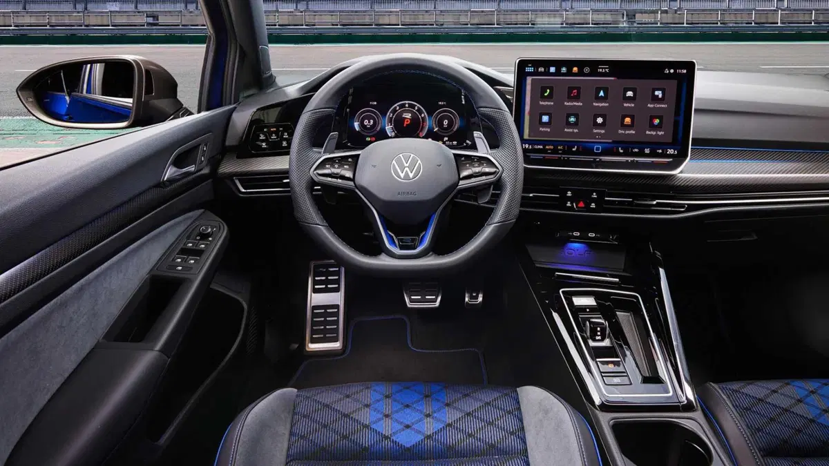 Volkswagen Golf 2.0 tsi R 4motion 333cv dsg (10)