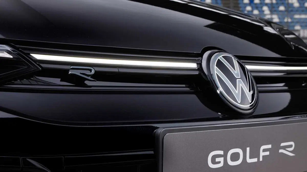 Volkswagen Golf 2.0 tsi R Black Edition 4motion 333cv dsg (8)
