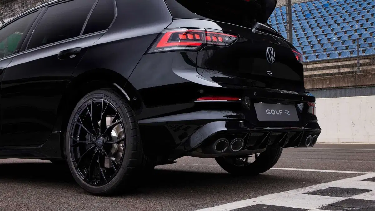 Volkswagen Golf 2.0 tsi R Black Edition 4motion 333cv dsg (10)