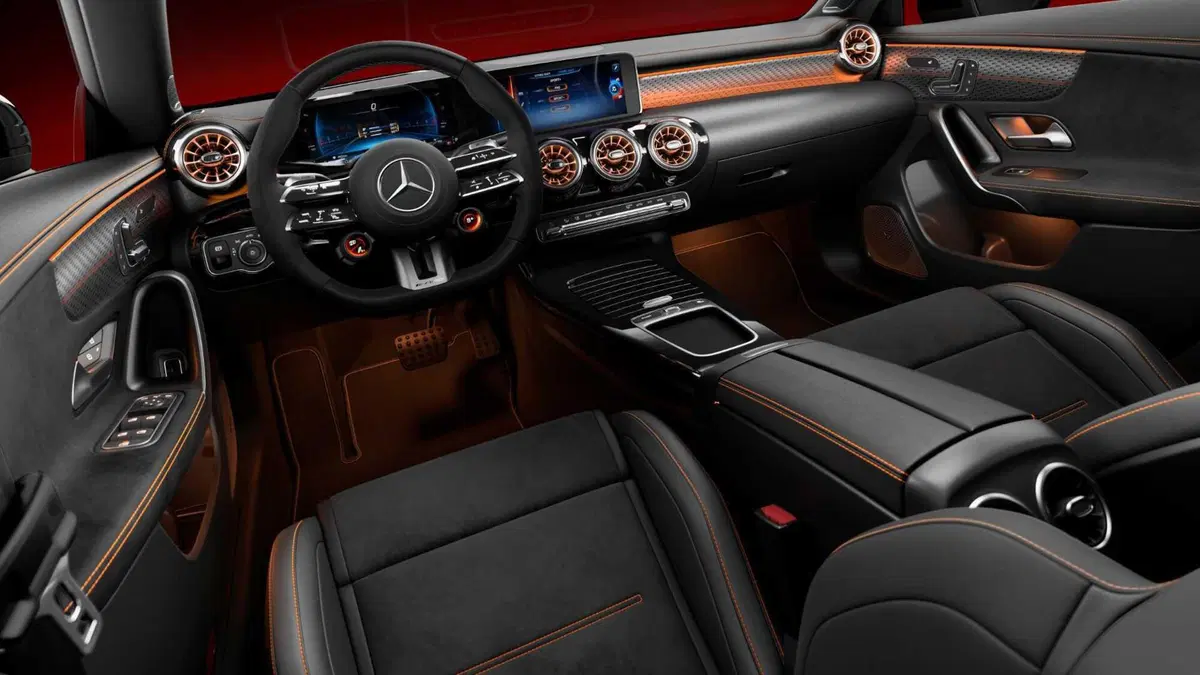 Mercedes-Benz CLA AMG 45 S Premium Plus AMG 4matic+ auto (4)
