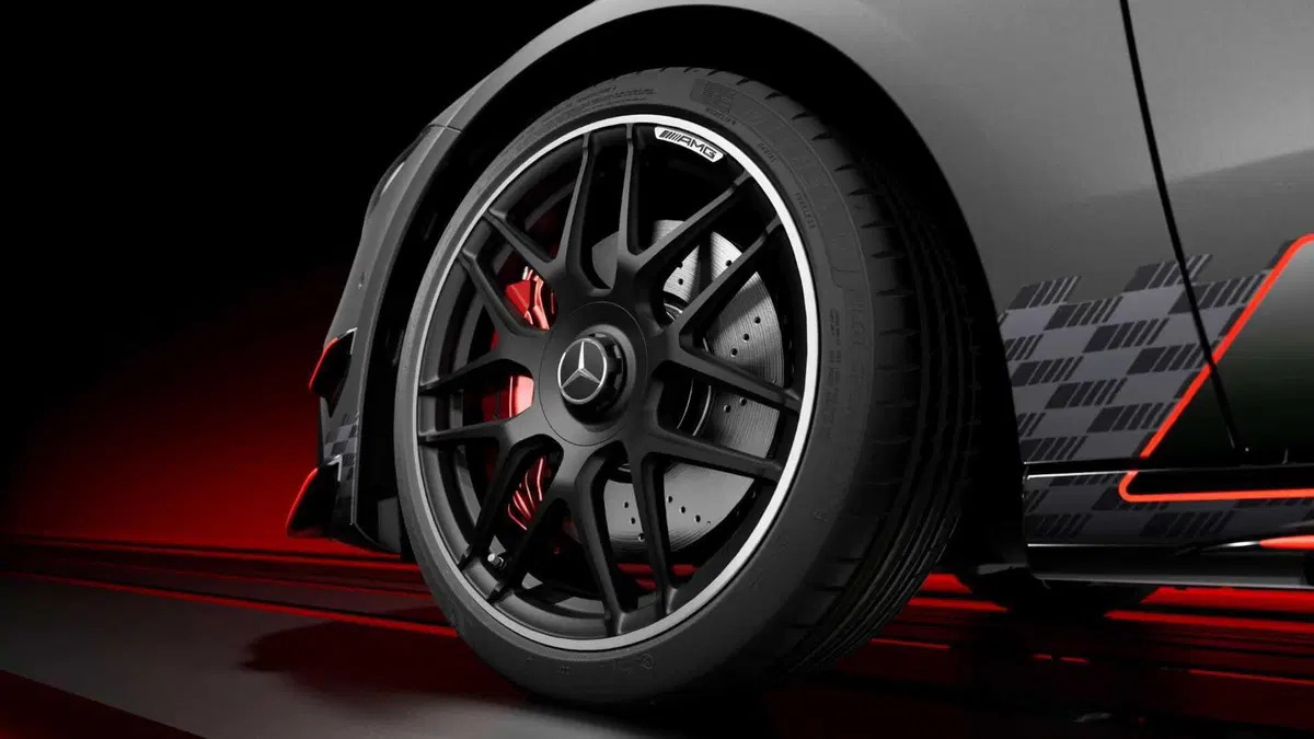 Mercedes-Benz CLA AMG 45 S Premium Plus AMG 4matic+ auto (7)