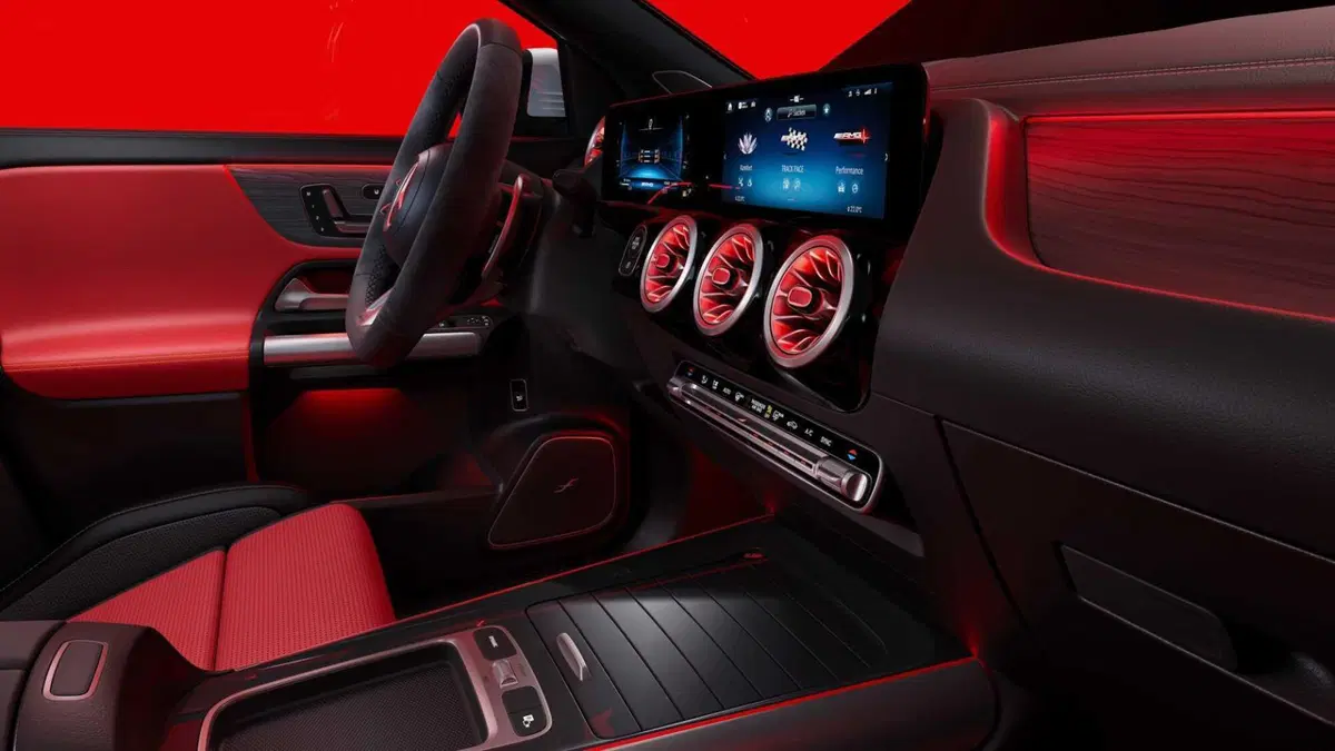 Mercedes-Benz GLA SUV AMG 35 Advanced Plus AMG 4matic auto (10)