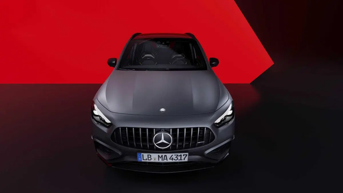 Mercedes-Benz GLA SUV AMG 45 S Premium AMG Racing Collection 4matic+ auto (6)