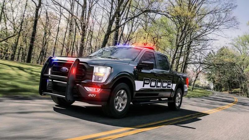 Ford: brevettato l'autovelox "onboard" che ti denuncia alla Polizia