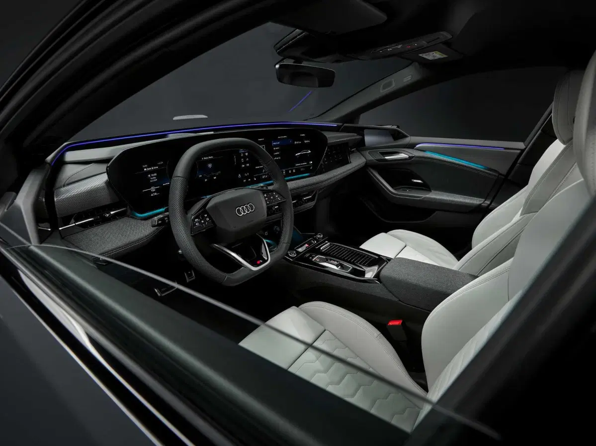 Audi A6 e-tron: arriva l'elettrica Sportback e familiare con piattaforma PPE (9)