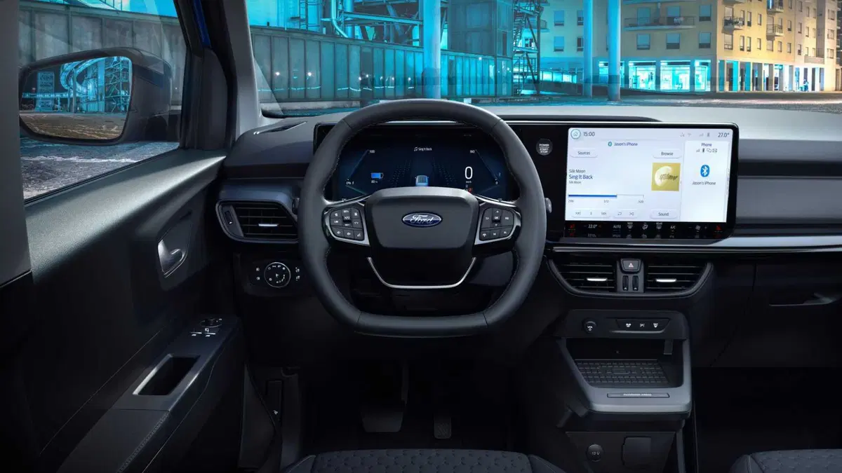Ford Transit Courier Furgone (5)