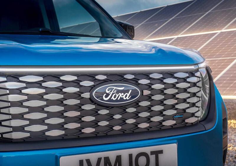 Ford Transit Courier Furgone (2023-->>) (15)