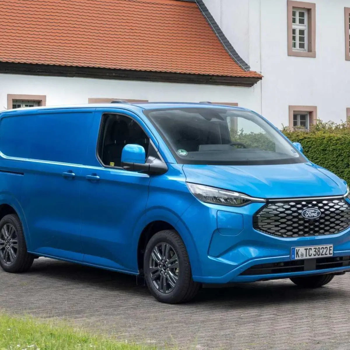 Ford E-Transit Custom Furgone (2024-->>)