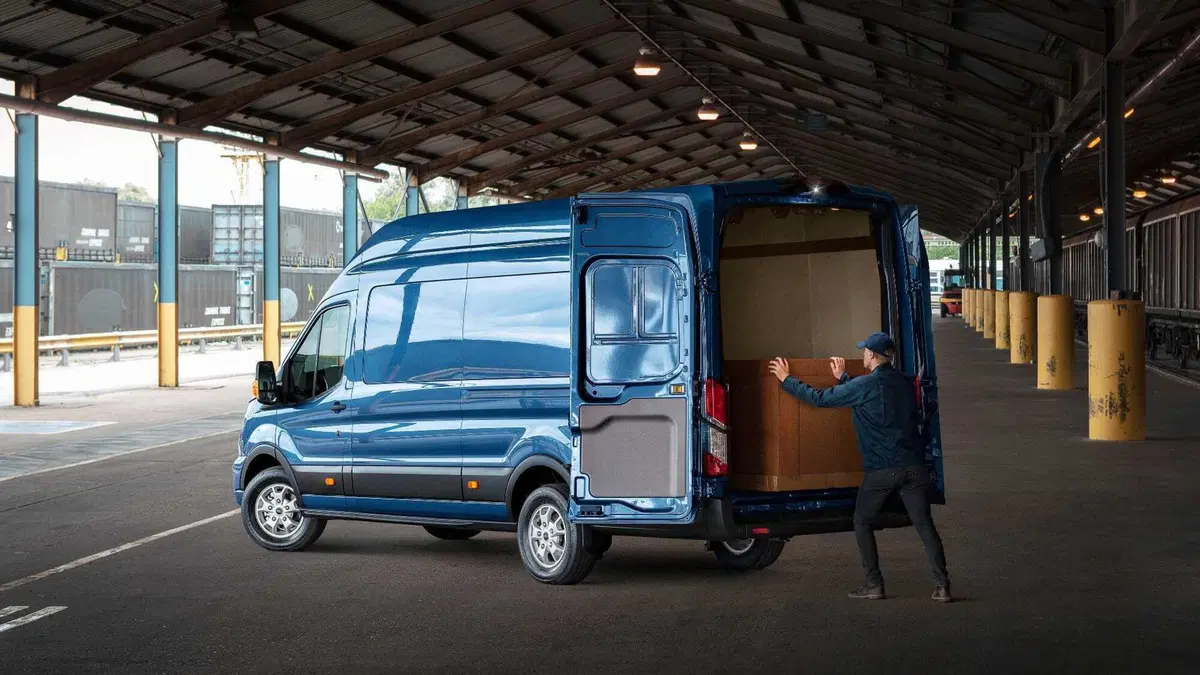 Ford Transit transit 330 2.0 tdci 130cv combi M1 trend L2H2 auto E6.2 (8)