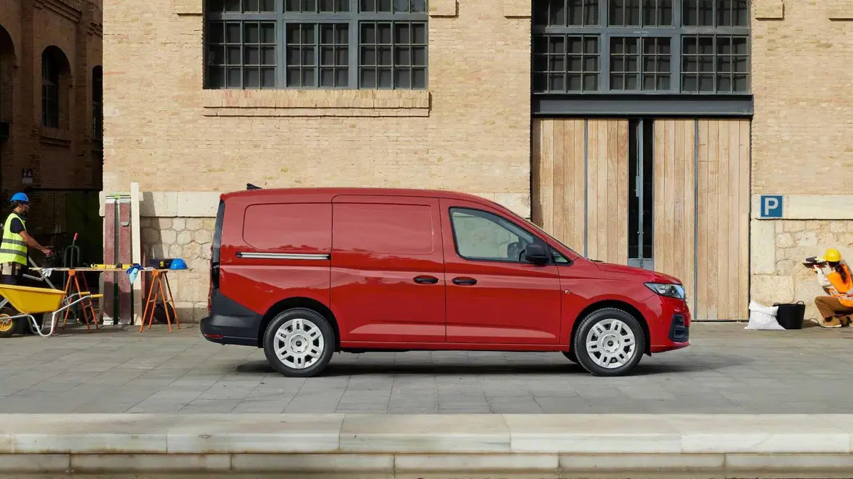Ford Transit Connect  (2024-->>) (4)