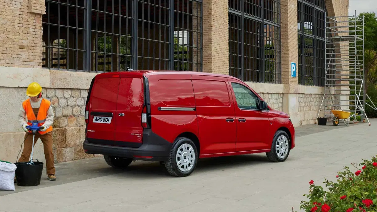 Ford Transit Connect  (2024-->>) (5)