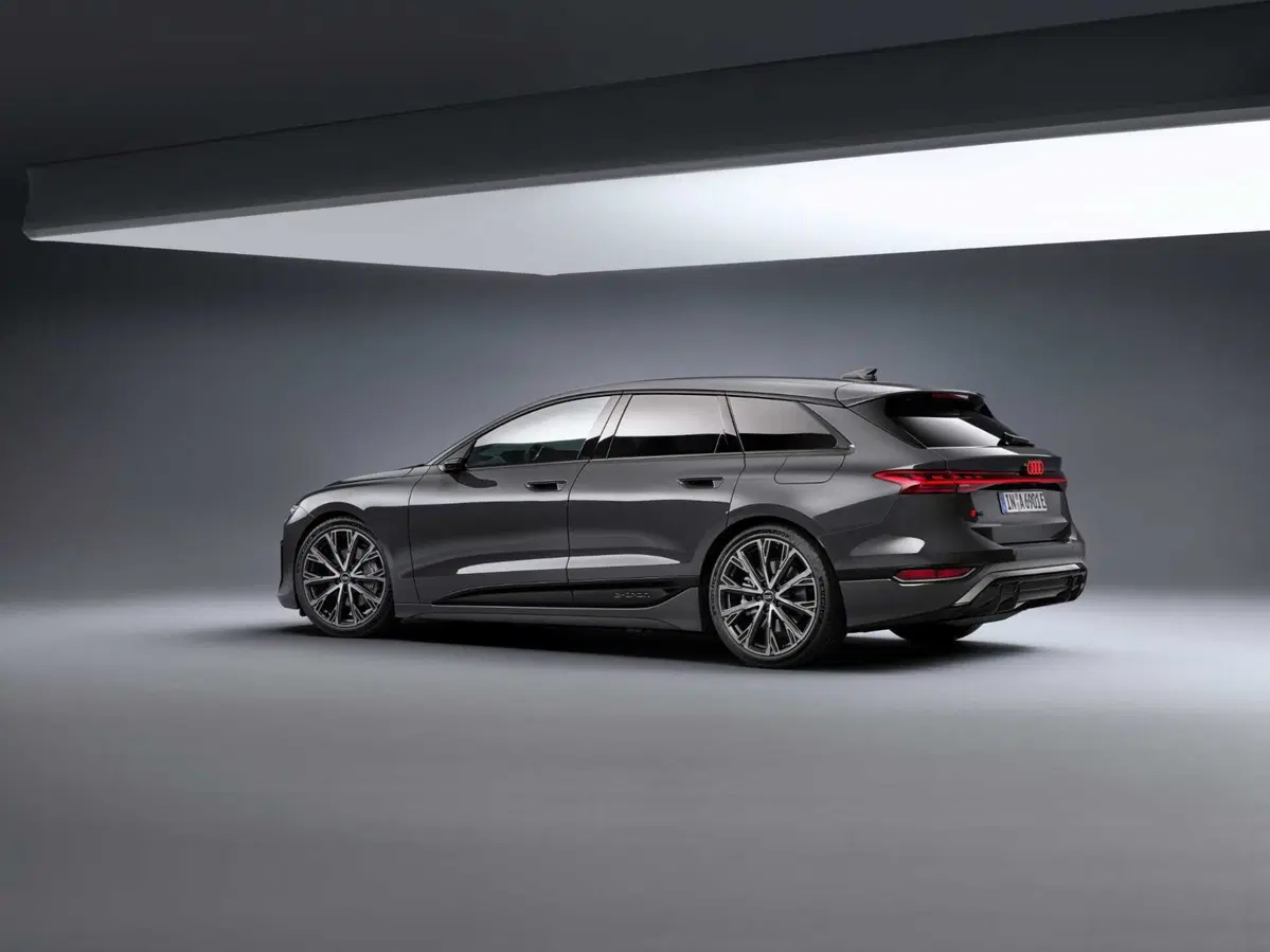 Audi A6 e-tron: arriva l'elettrica Sportback e familiare con piattaforma PPE (2)