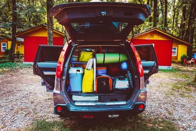 In partenza per le vacanze? Ecco tutto quello da portare in auto