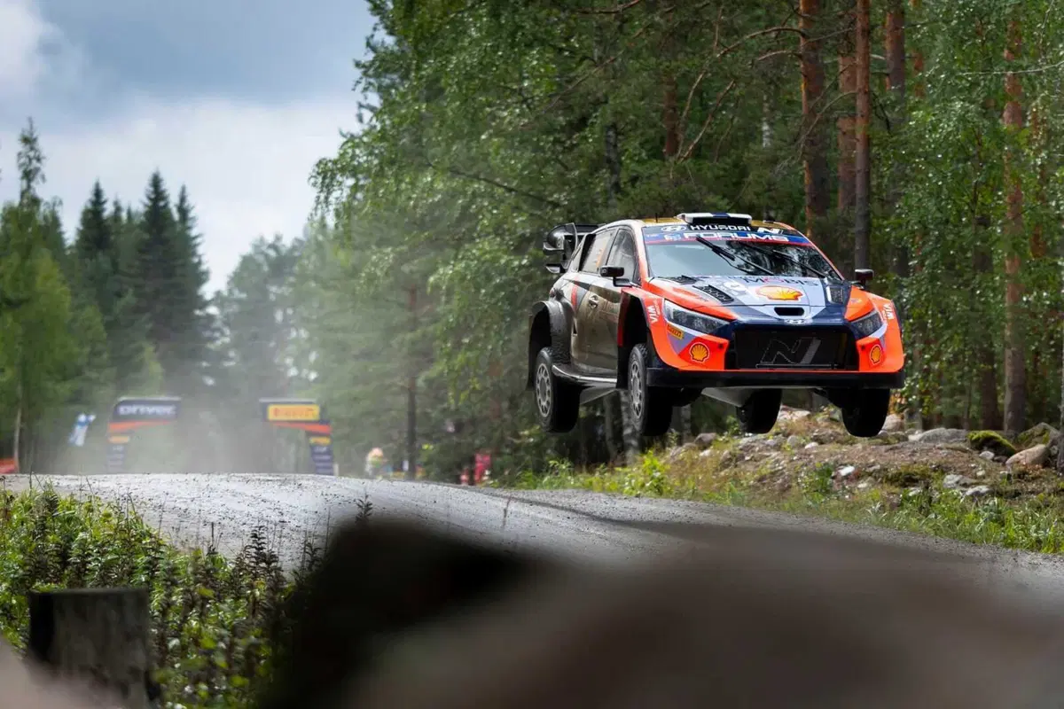 WRC24. Rally Finlandia D2. E via di triplete Toyota [GALLERY] (9)