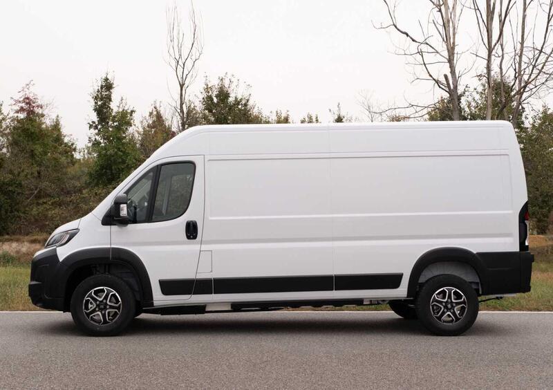 Fiat Ducato Furgone (5)