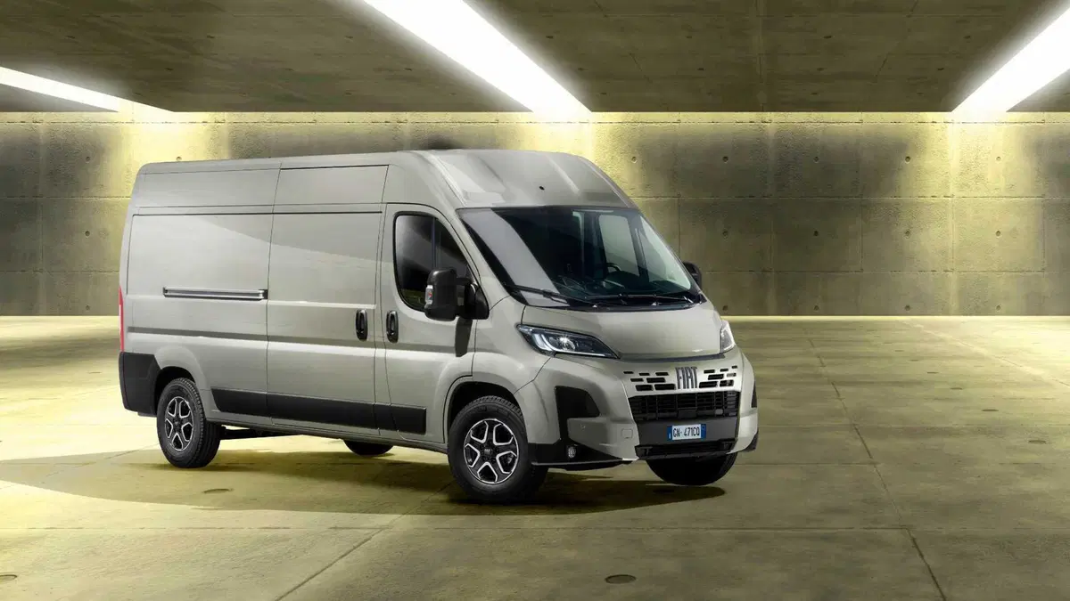 Fiat Ducato Furgone L2H2 2.2 diesel 140cv (4)