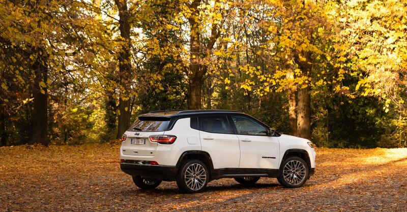 Jeep Compass plug-in o hybrid allo stesso prezzo con gli incentivi