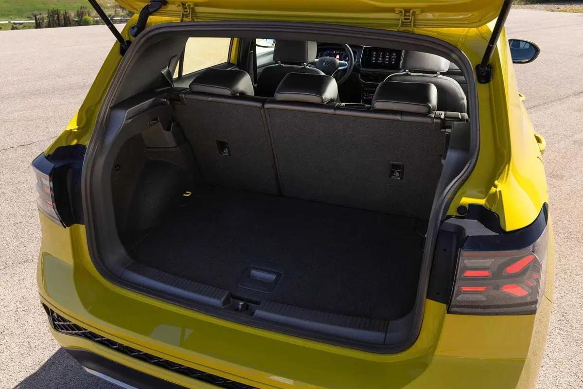 Volkswagen T-Cross (6)