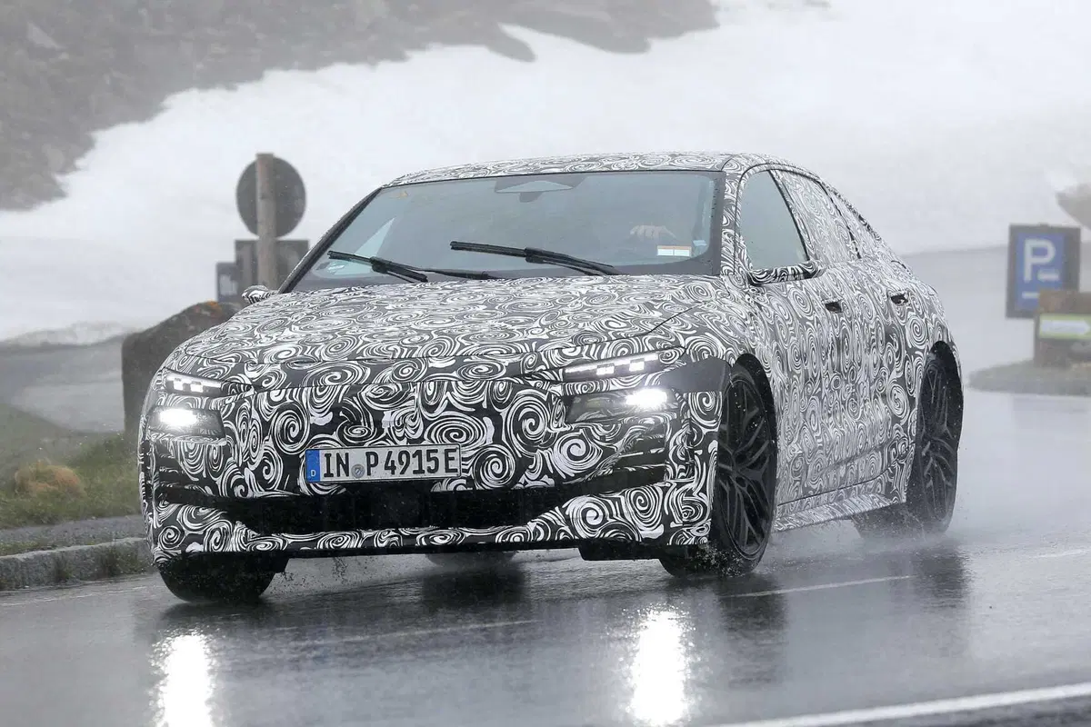 Audi RS 6 e-tron: la versione più potente è 100% elettrica | Foto Spia  (2)
