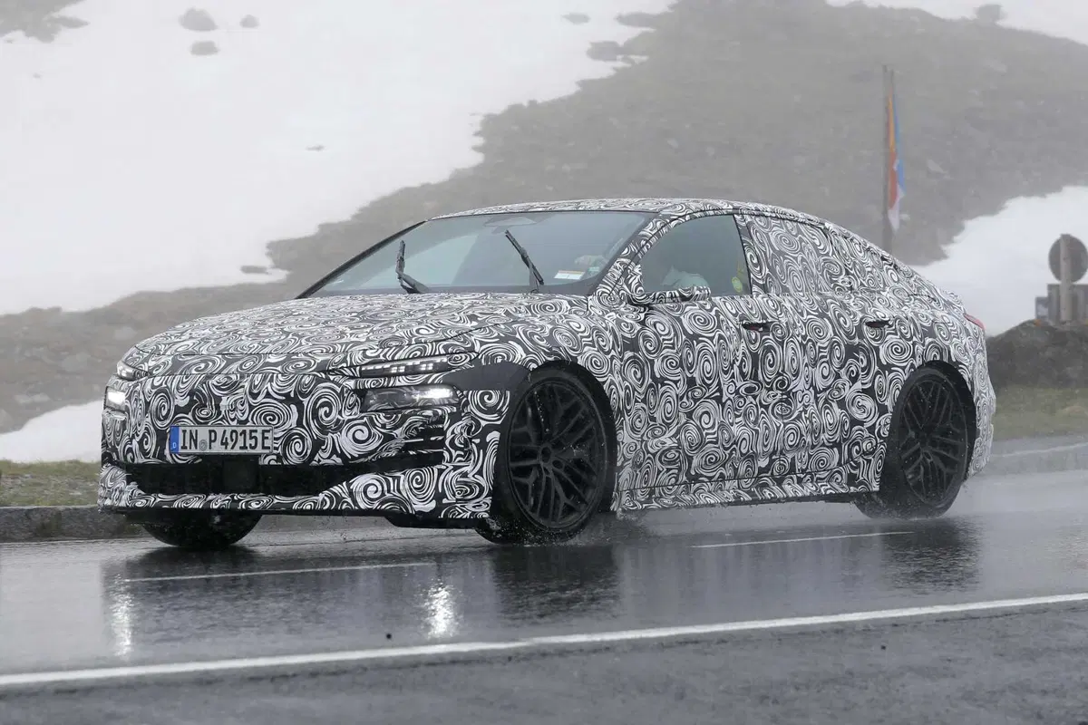 Audi RS 6 e-tron: la versione più potente è 100% elettrica | Foto Spia  (4)