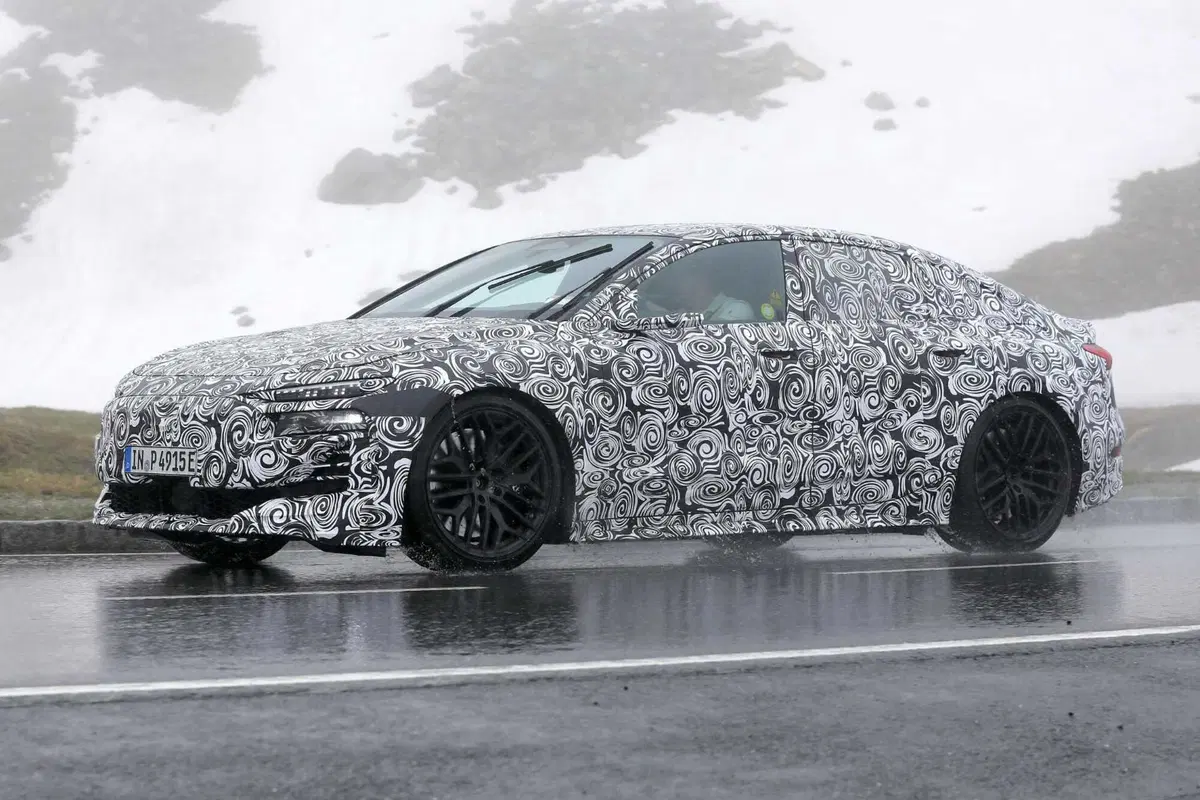 Audi RS 6 e-tron: la versione più potente è 100% elettrica | Foto Spia  (5)