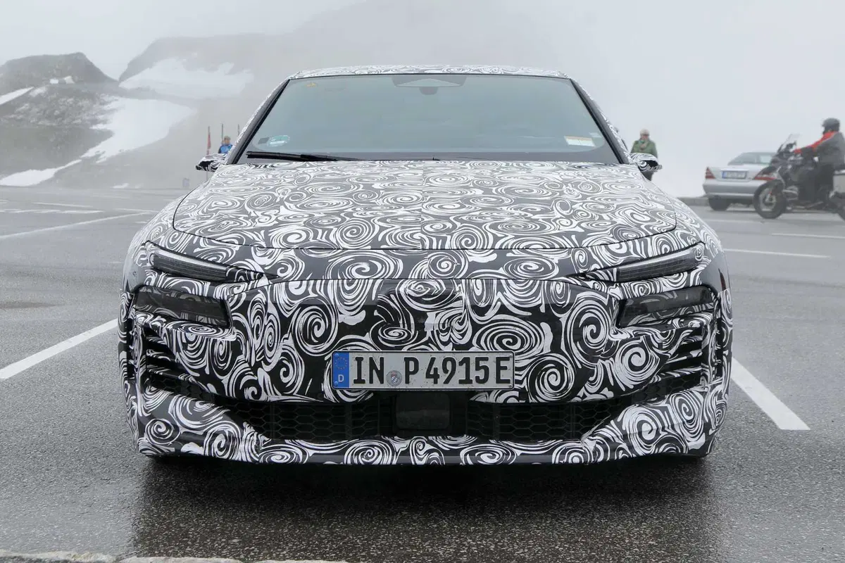 Audi RS 6 e-tron: la versione più potente è 100% elettrica | Foto Spia  (12)