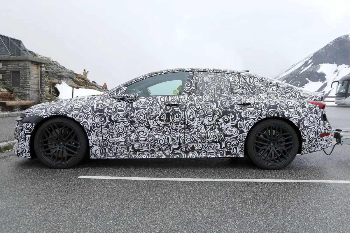 Audi RS 6 e-tron: la versione più potente è 100% elettrica | Foto Spia  (14)
