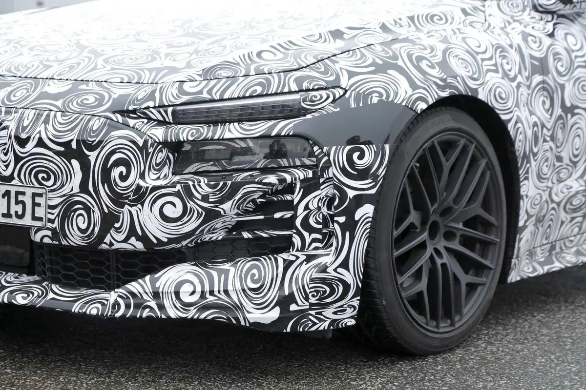 Audi RS 6 e-tron: la versione più potente è 100% elettrica | Foto Spia  (17)