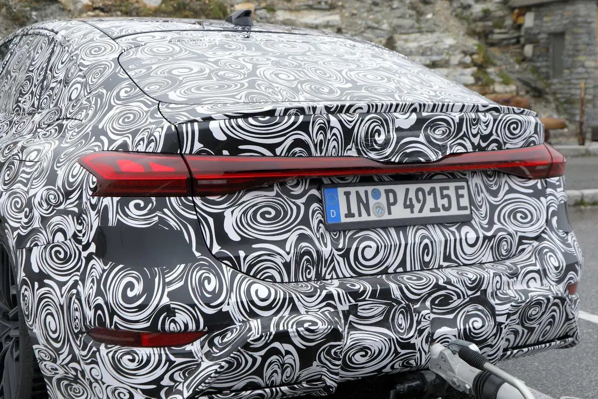 Audi RS 6 e-tron: la versione più potente è 100% elettrica | Foto Spia  (20)