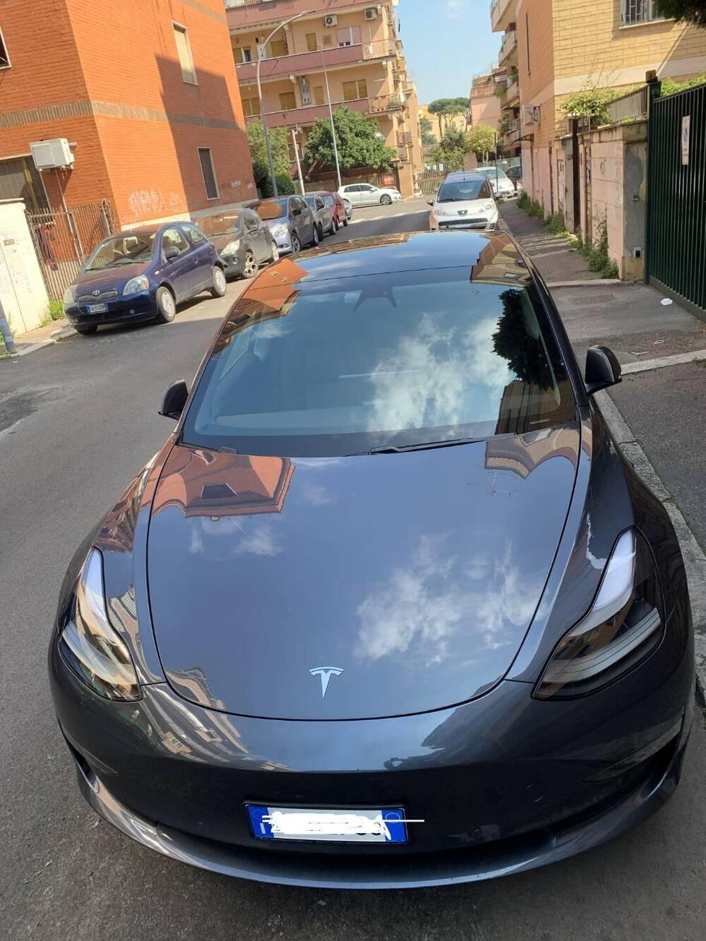 Tesla Model 3 usata a Roma (5)