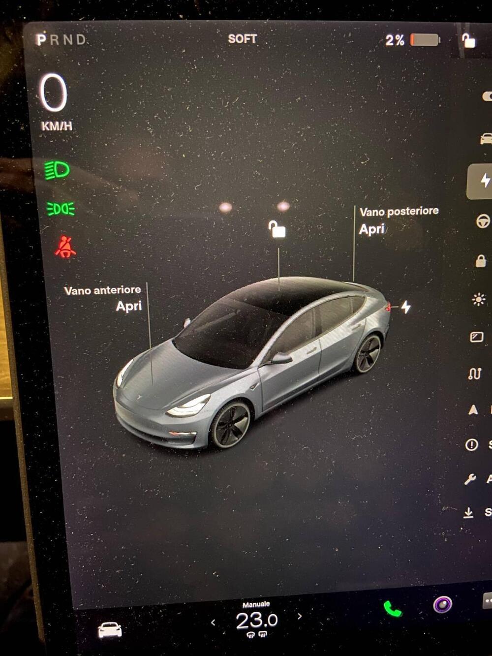 Tesla Model 3 usata a Roma (7)