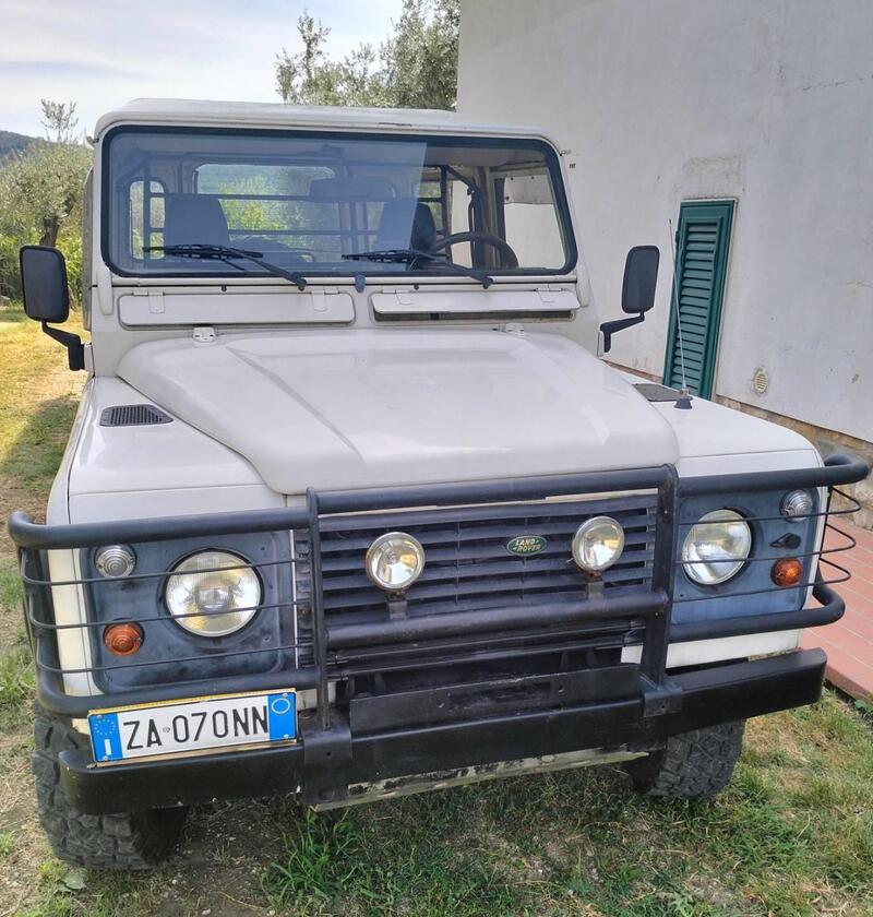 Land Rover Defender 90 300 tdi autocarrod&#039;epoca del 1995 a Serravalle Pistoiese