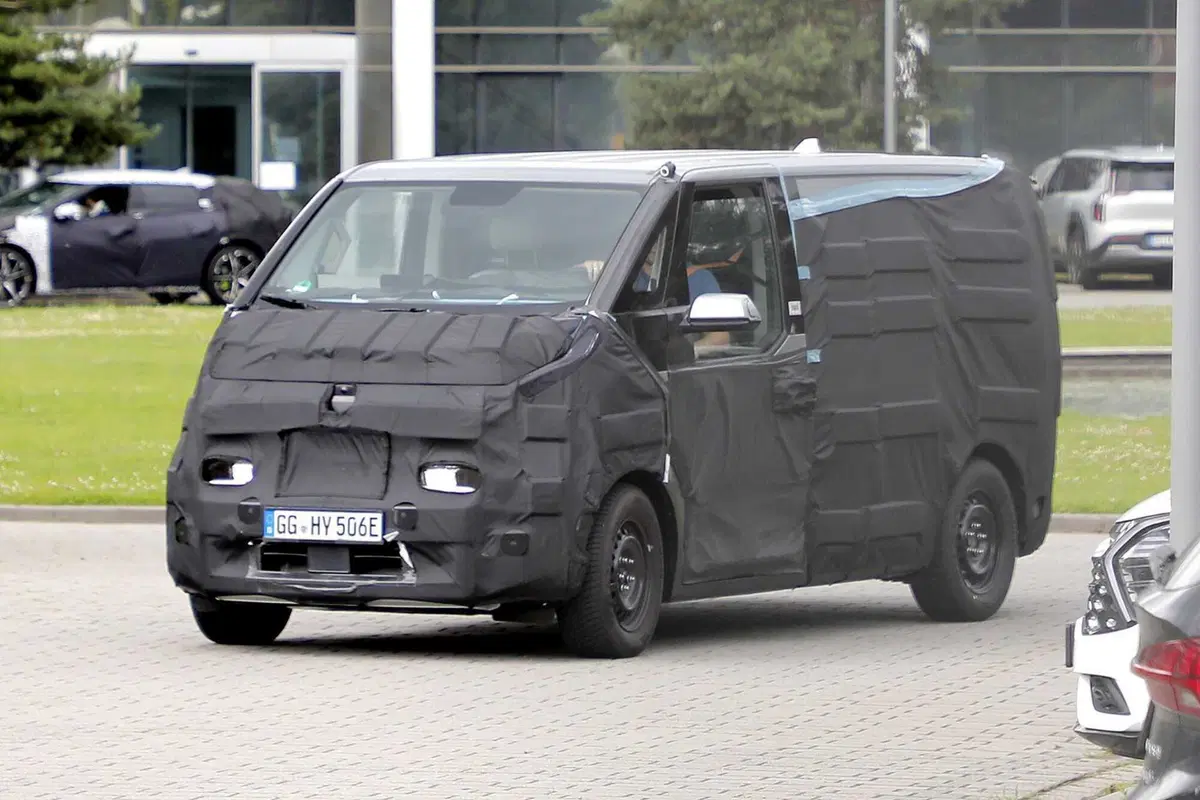 Kia PV5: arriva il nuovo furgone elettrico per conquistare l'Europa | Foto Spia (2)