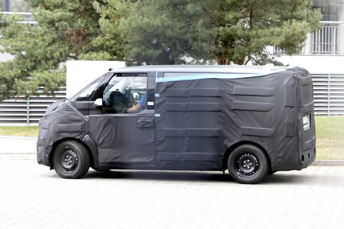 Kia PV5: arriva il nuovo furgone elettrico per conquistare l'Europa | Foto Spia (6)