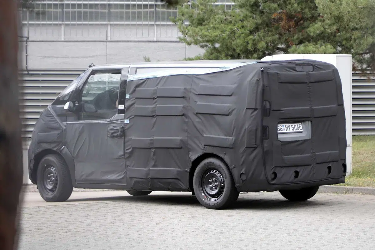 Kia PV5: arriva il nuovo furgone elettrico per conquistare l'Europa | Foto Spia (7)