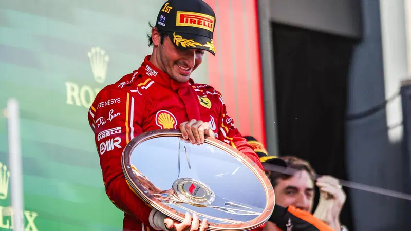 F1. James Vowles chiude l'accordo con Carlos Sainz in Williams: "Sorpreso perch&eacute; Red Bull e Mercedes non l'hanno mai voluto"