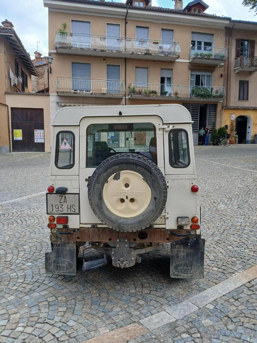 Land Rover Defender usata a Cuneo (3)